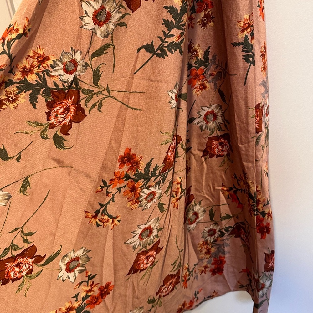 NWOT ASTR the Label Cowl Neck Midi Dress - Dark Blush Floral - Large - Picture 8 of 11